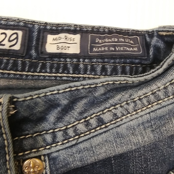 Miss Me Jeans Mid Rise Boot 29 Floral Pattern HTF! - Picture 7 of 9